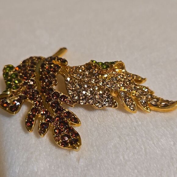 Kenneth Jay Lane Gold Leaf Brooch with Multicolor Accents - Picture 6 of 6